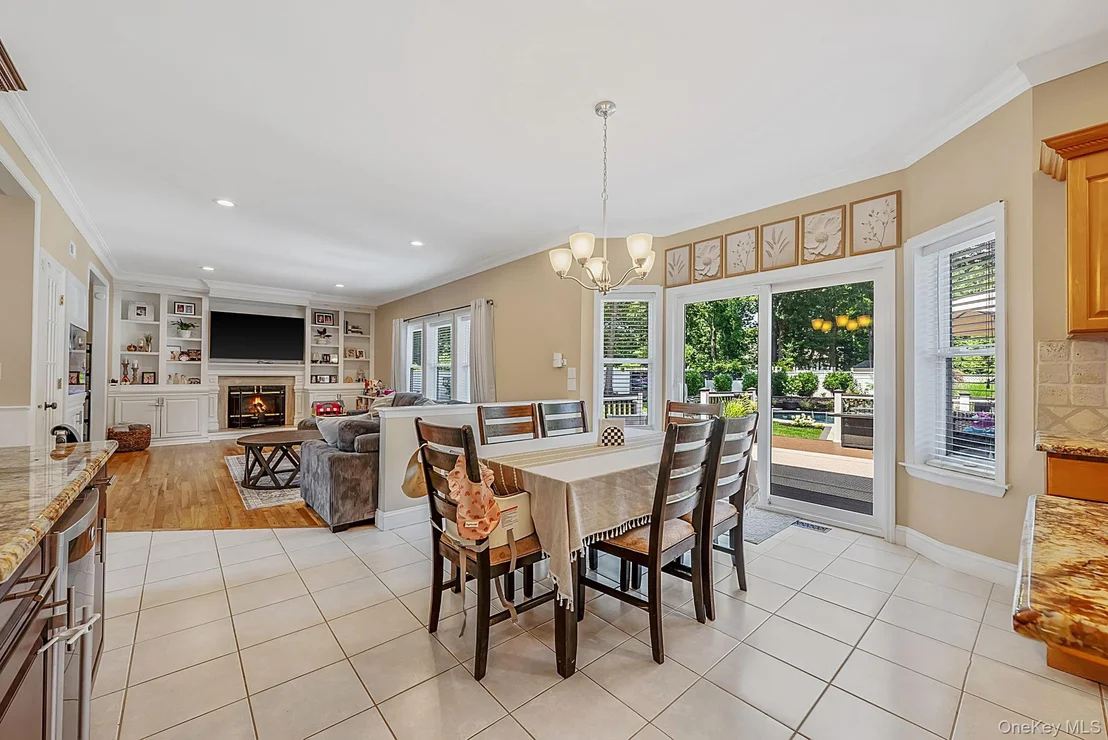 Photo of 62 Ridgefield Drive