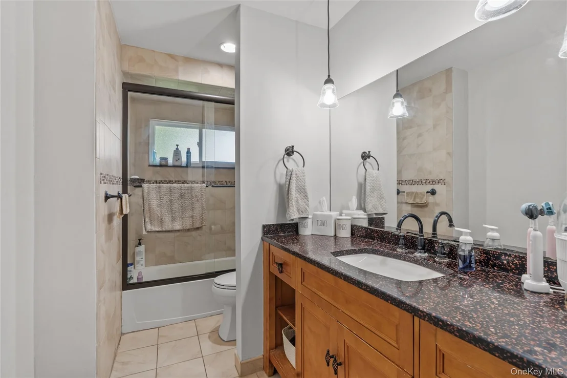 Photo of 224 Willow Drive
