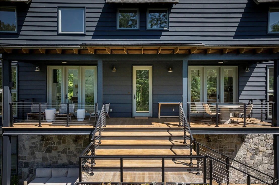 Photo of 21 Private Way