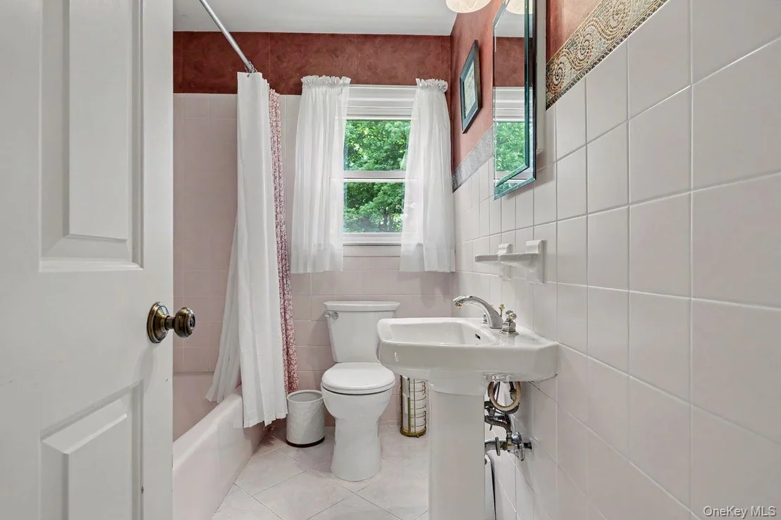 Photo of 22 Manor Way