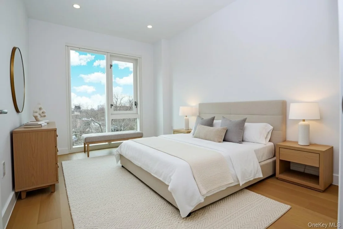 Photo of Unit 4B at 15002 Northern Boulevard