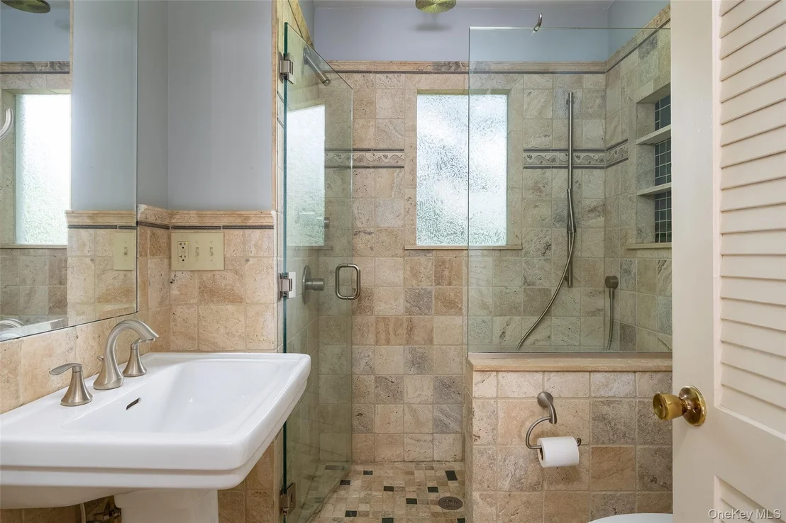 Photo of 37 Florence Avenue