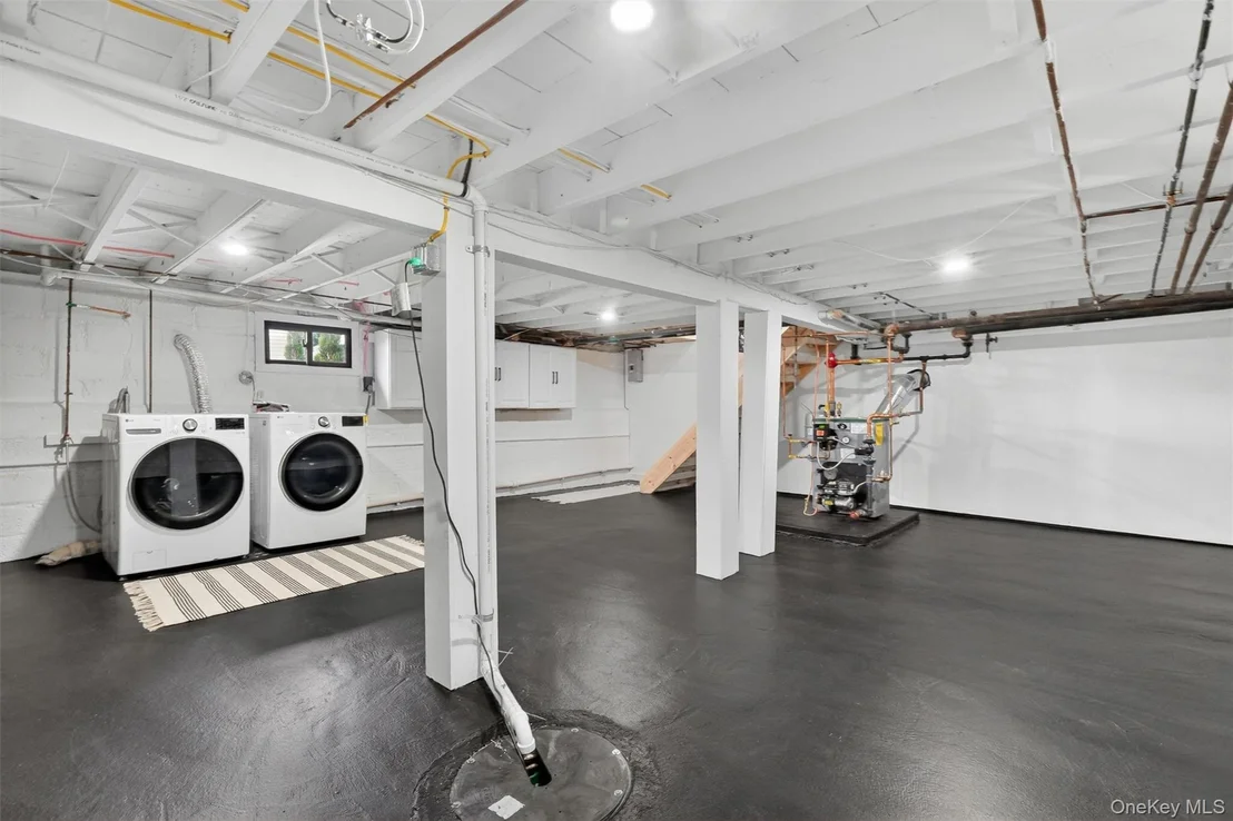 Photo of 32 Dutchess Terrace