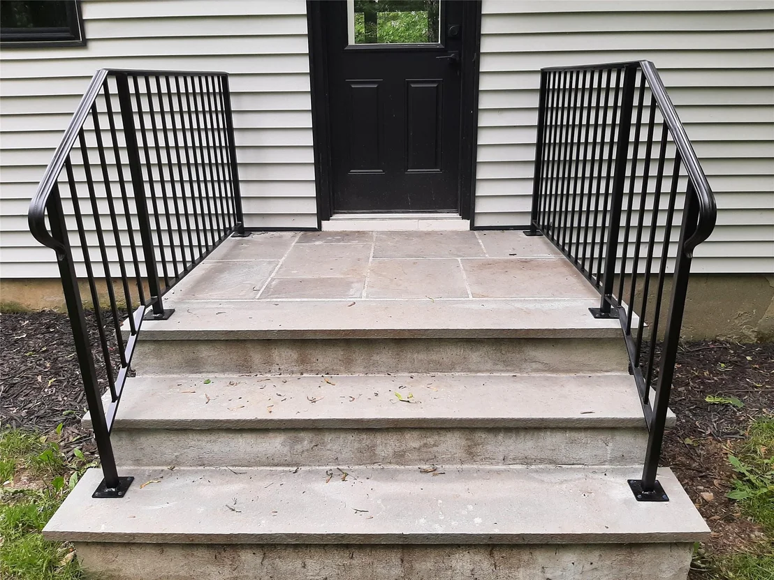 Photo of 495 Stanton Terrace