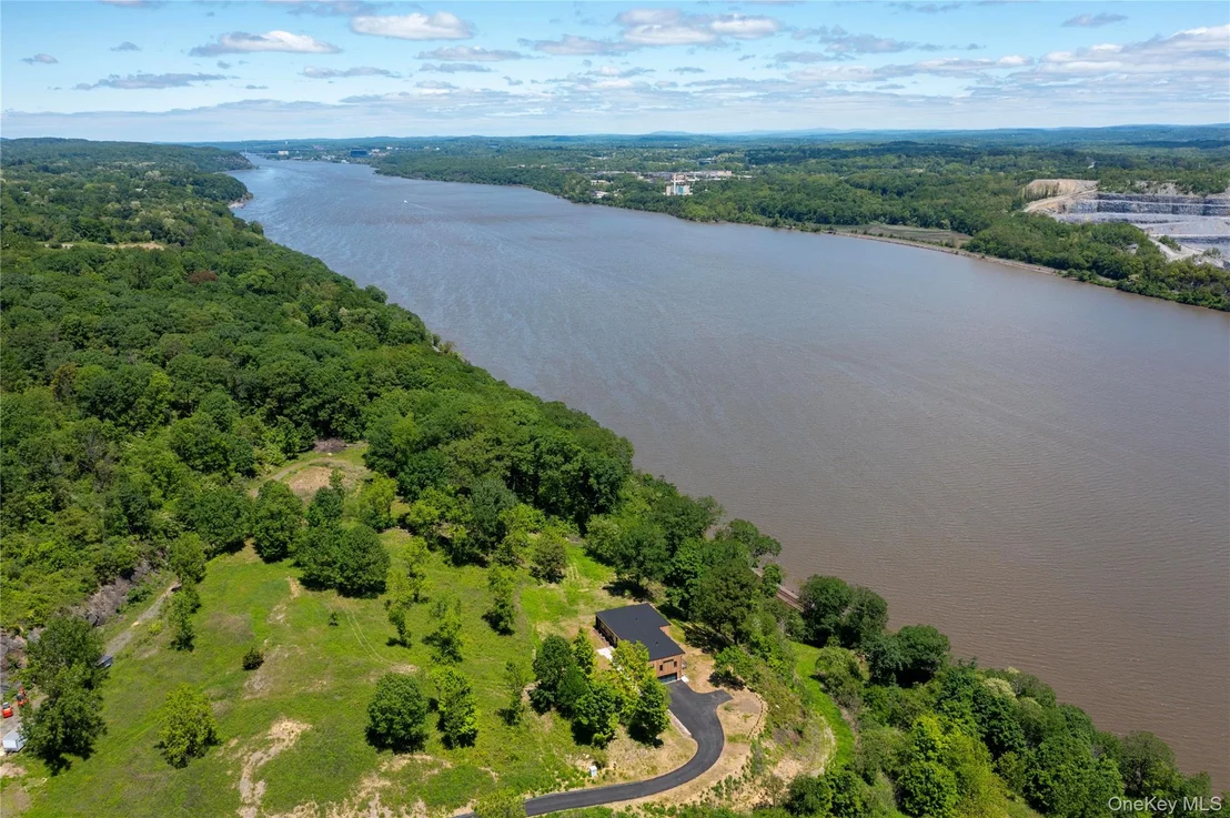Photo of 8 River Vista Drive
