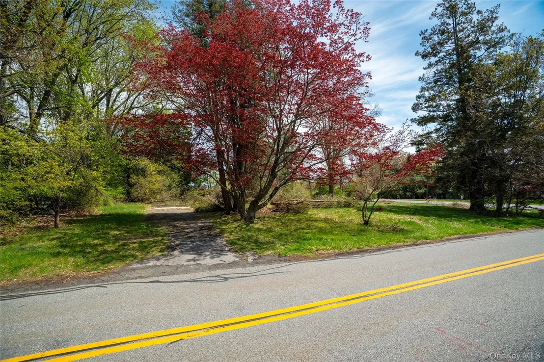 Photo of 104 Westlake Drive