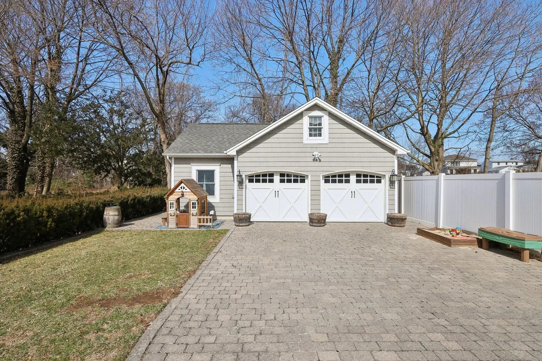Photo of 85 Yale Street