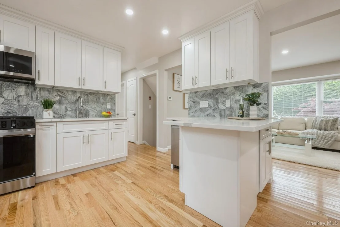 Photo of 1086 Lehman Road