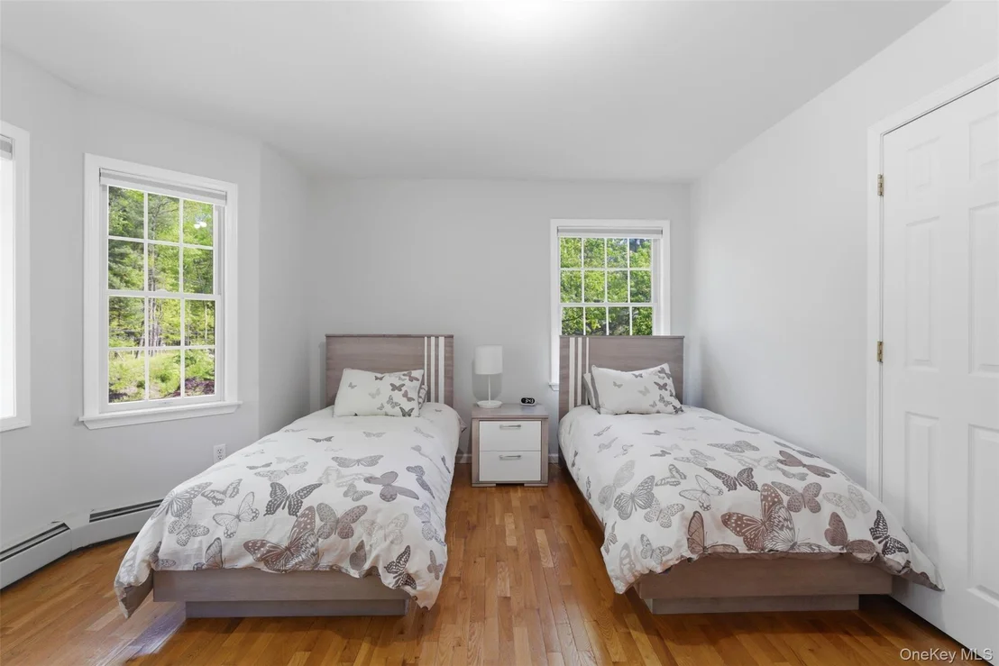 Photo of 105 Hempstead Road