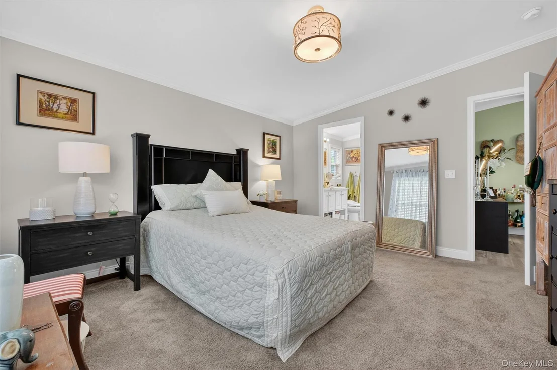Photo of 10 Orlando Drive
