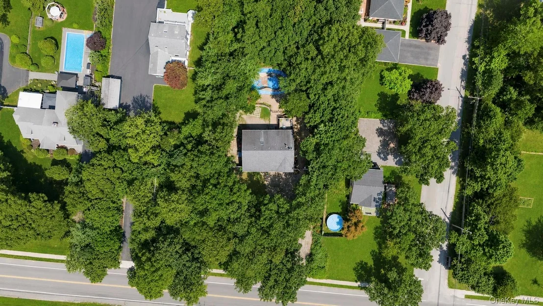 Photo of 71 Barton Avenue