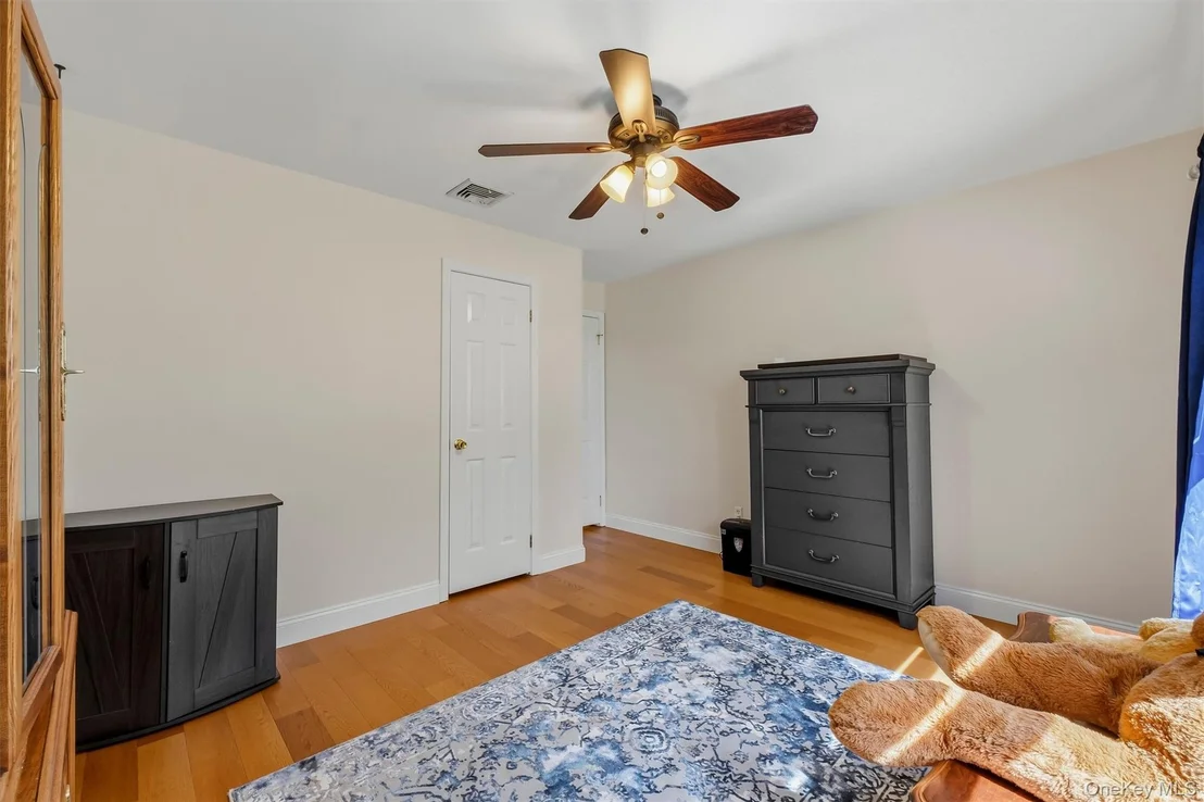 Photo of 47 Stringham Road