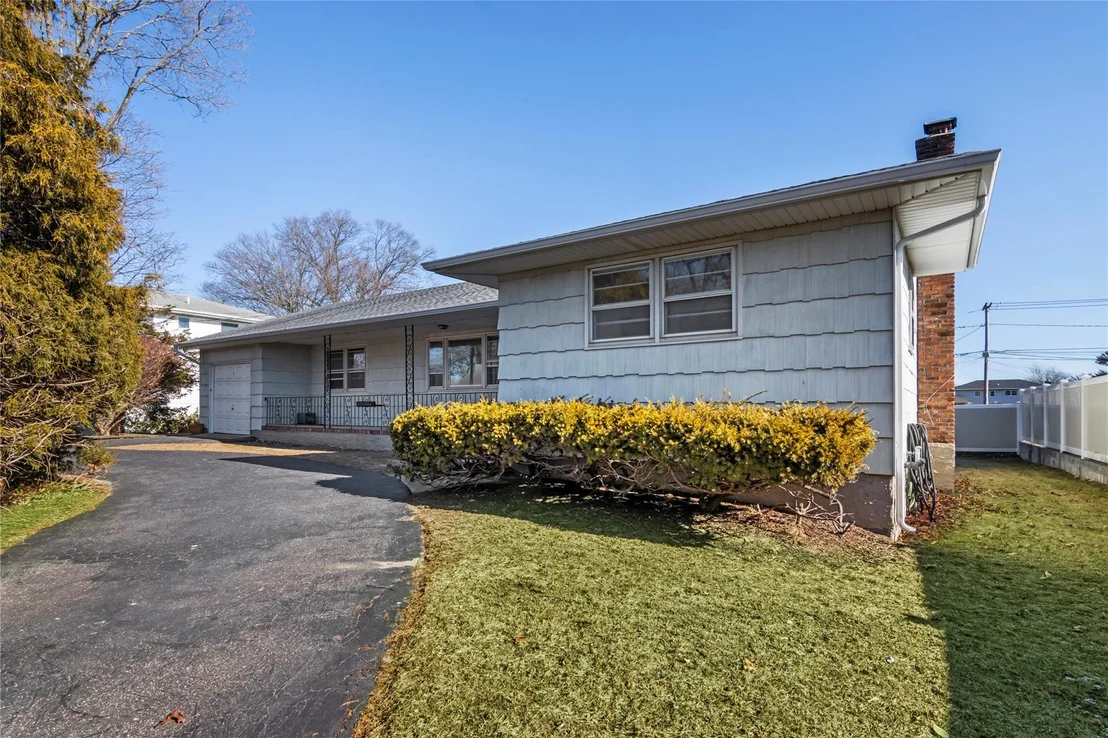 Photo of 603 Long Place