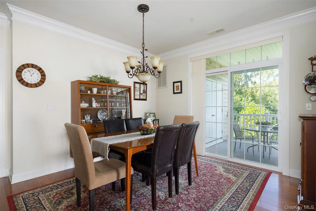 Photo of 334 Regency Drive