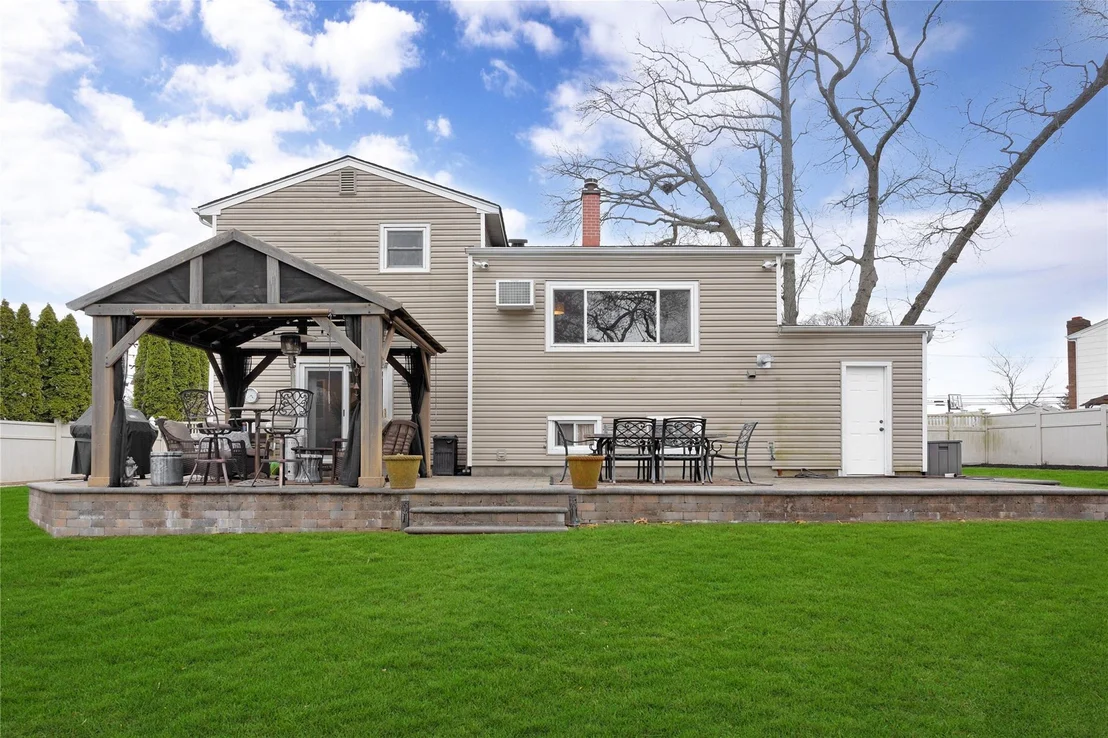 Photo of 4 Brooktree Circle