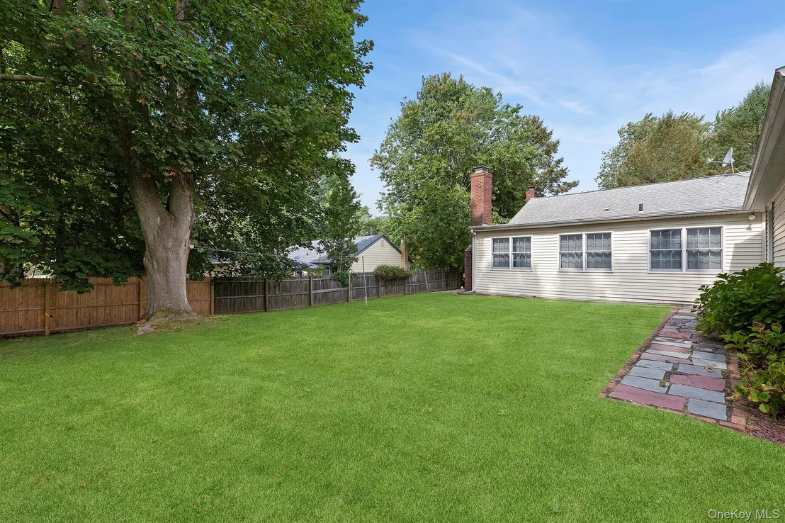 Photo of 1645 Ruth Road