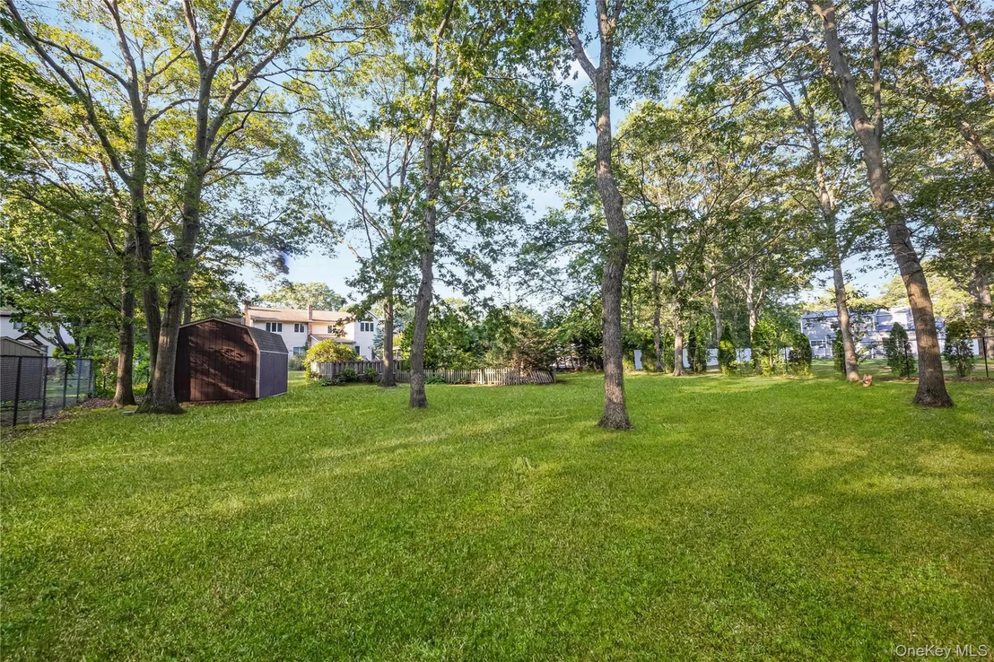 Photo of 1340 Spur Drive S