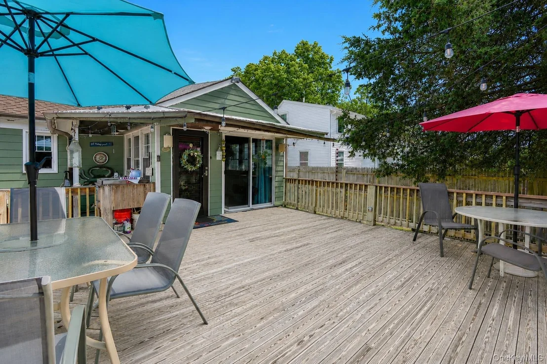 Photo of 35 Lakeview Avenue