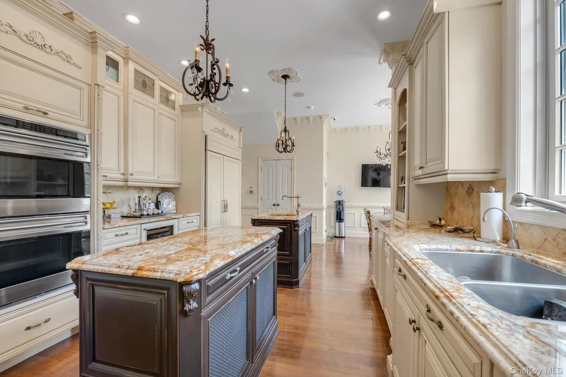 Photo of 760 Hillcrest Place