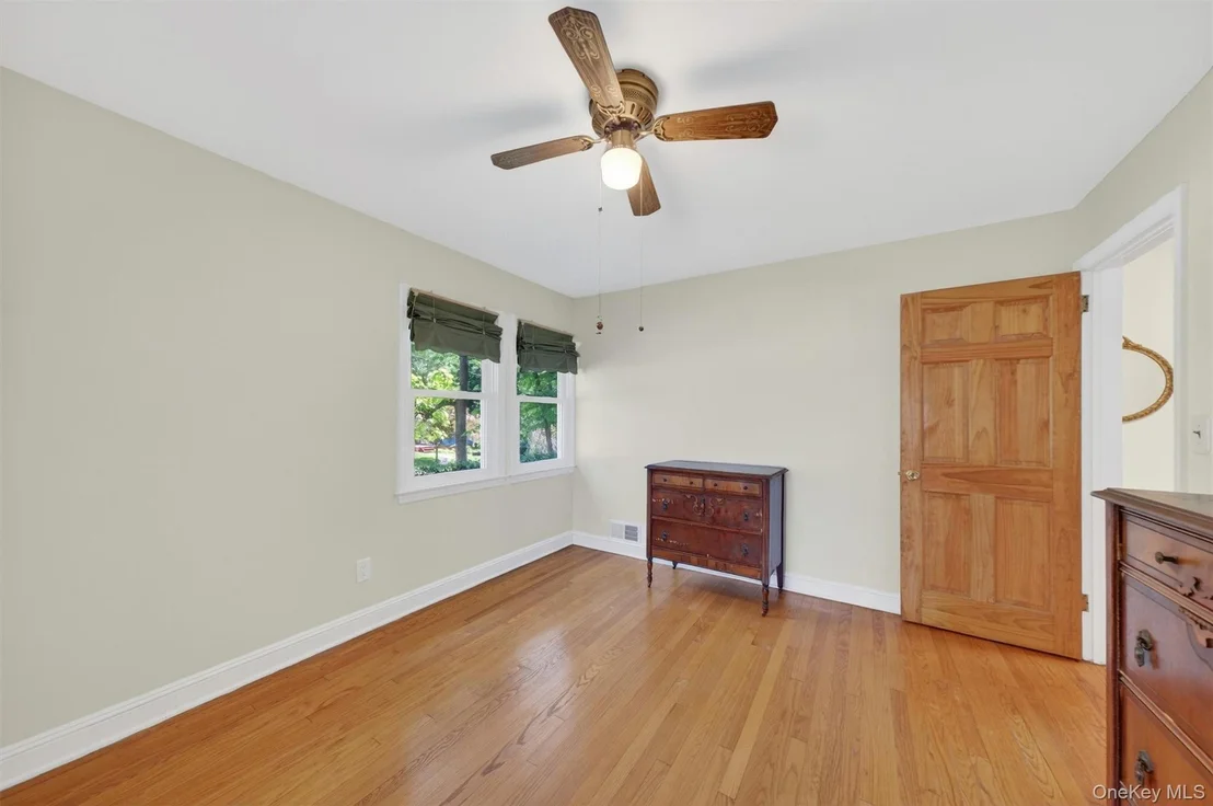 Photo of 333 Oak Drive