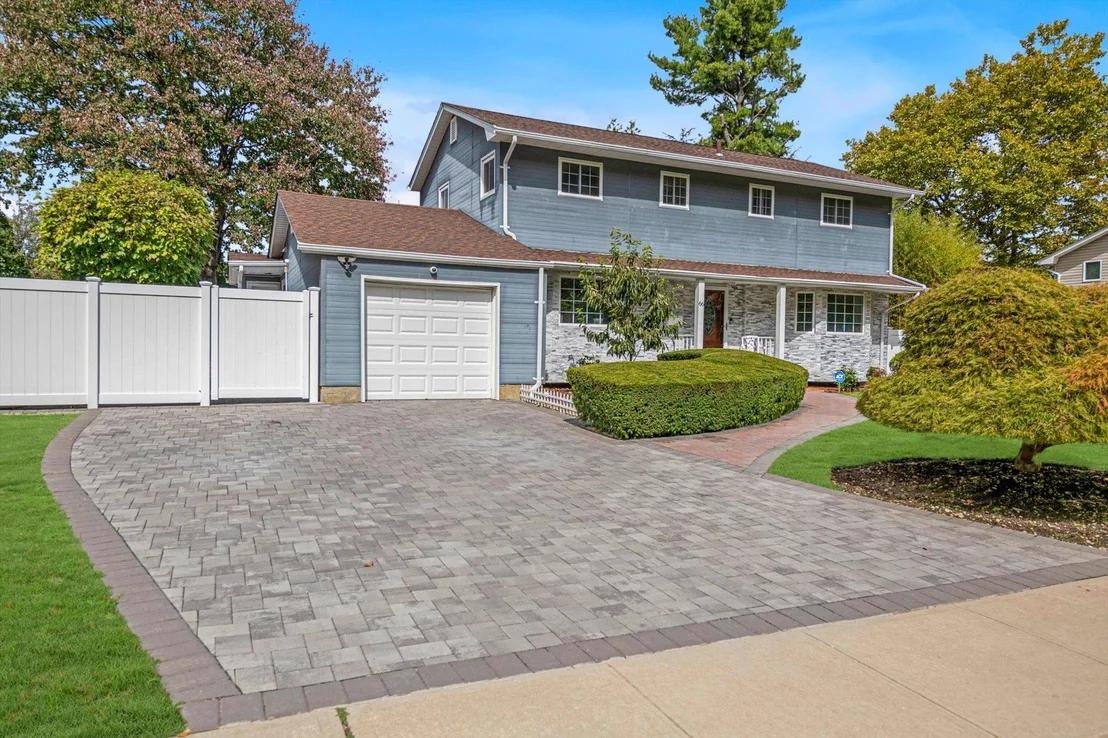 Photo of 66 Rockland Drive