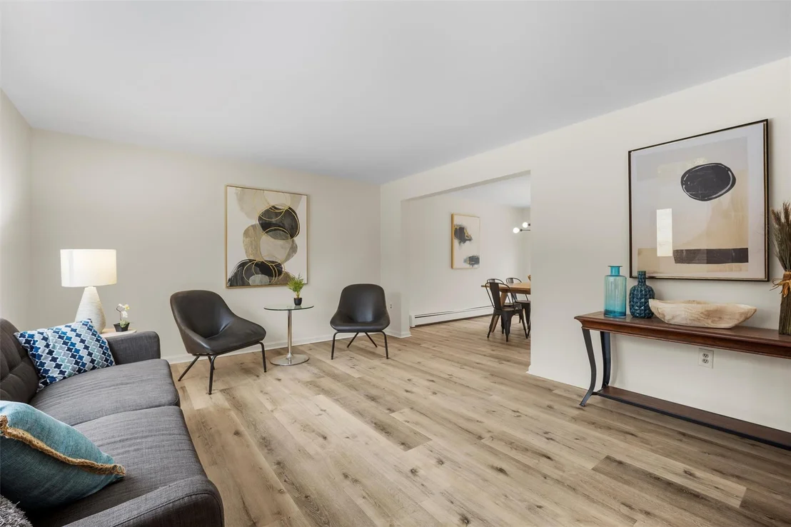 Photo of 82 Peach Road