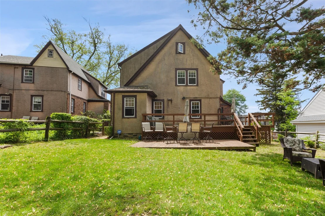 Photo of 55 Durst Place
