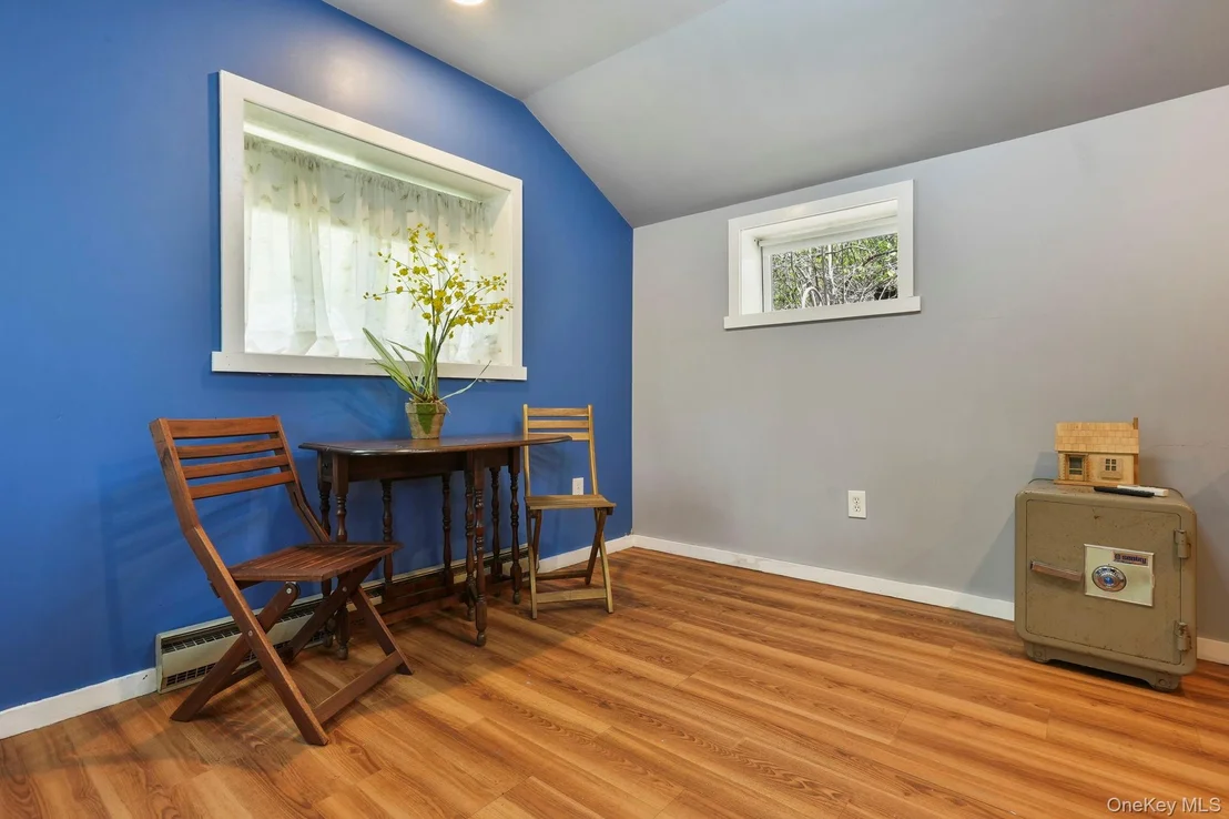 Photo of 44 Tompkins Road