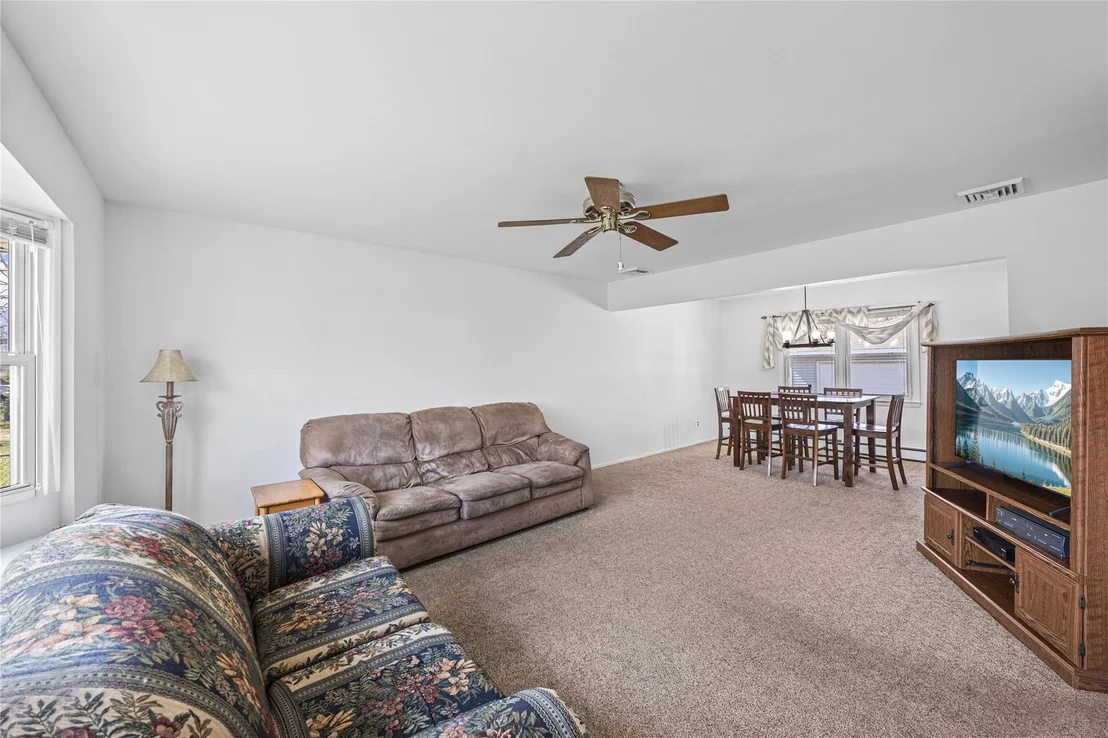 Photo of 77 Fairway Avenue