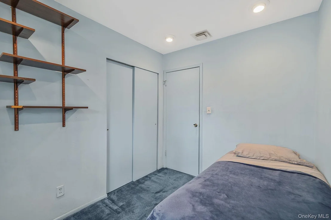Photo of 13 Bee Drive