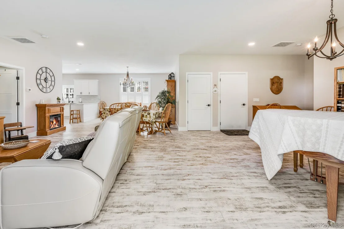 Photo of 200 Sunset Drive