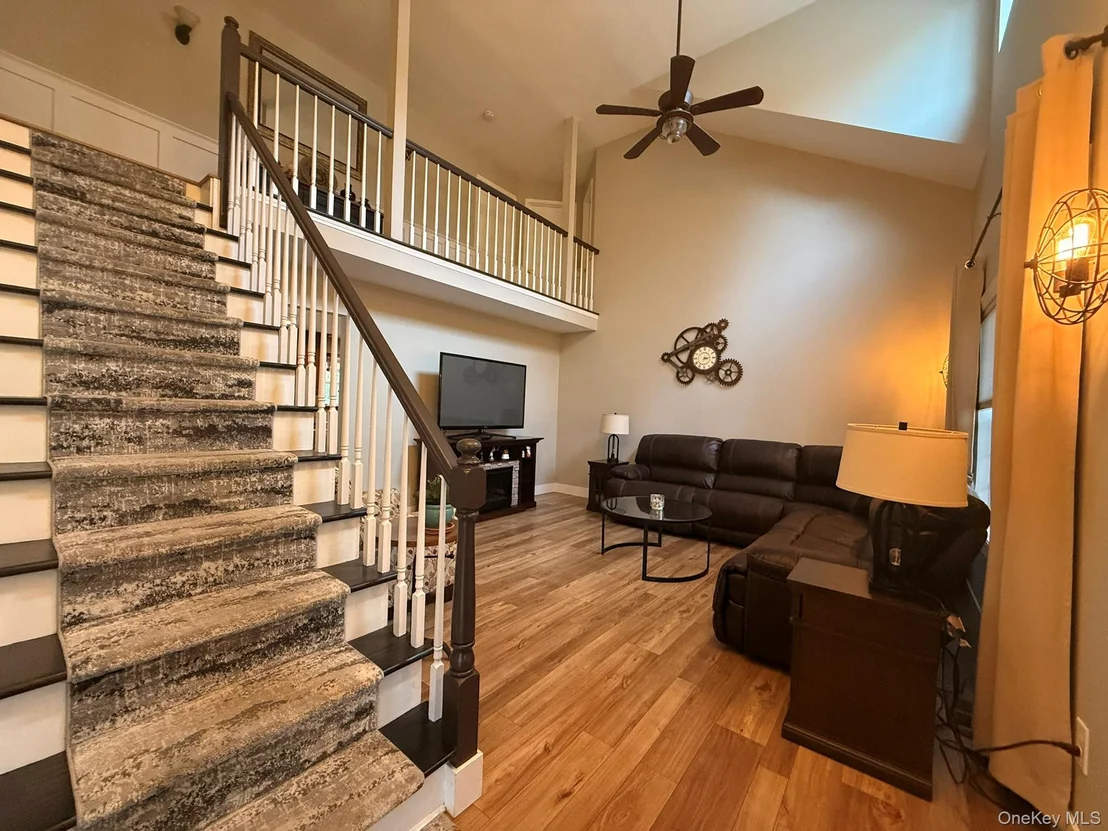 Photo of 40 Winnecomac Circle