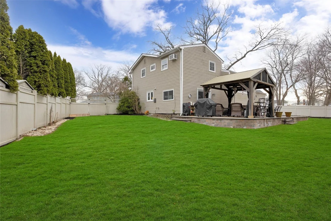 Photo of 4 Brooktree Circle