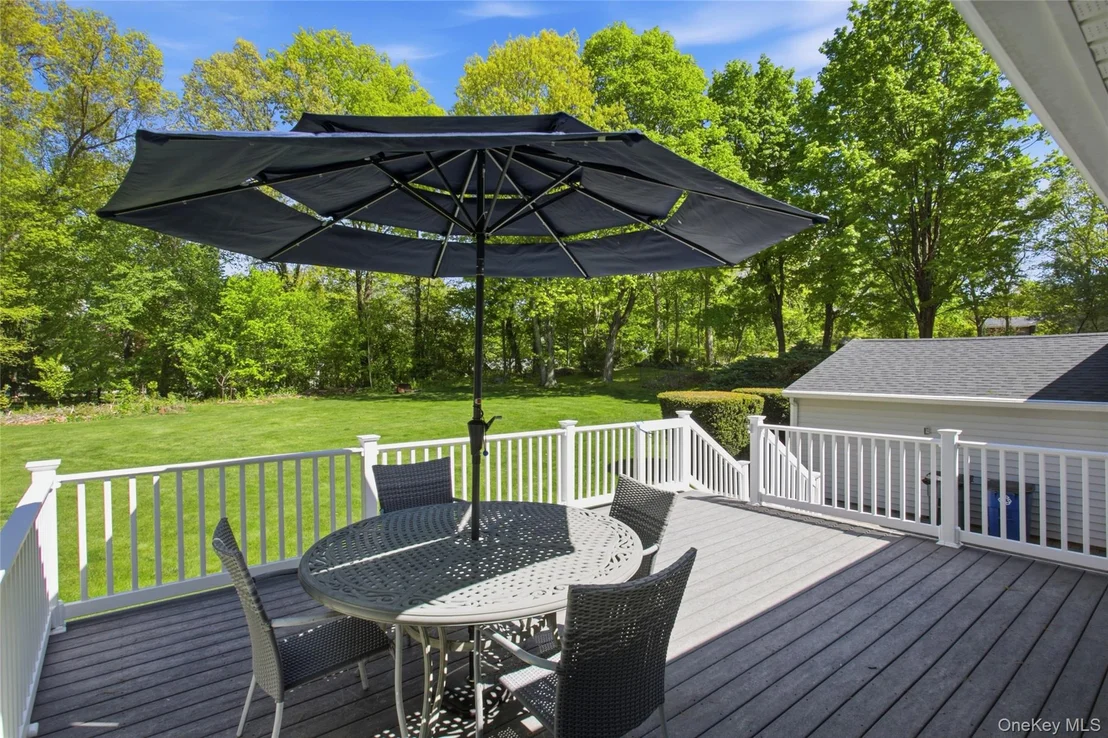 Photo of 32 Meadow Ridge Road