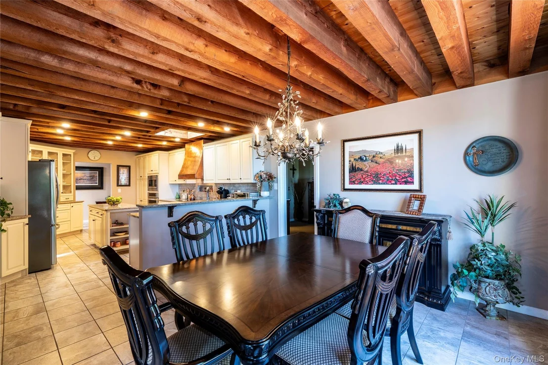 Photo of 115 N Smith Road