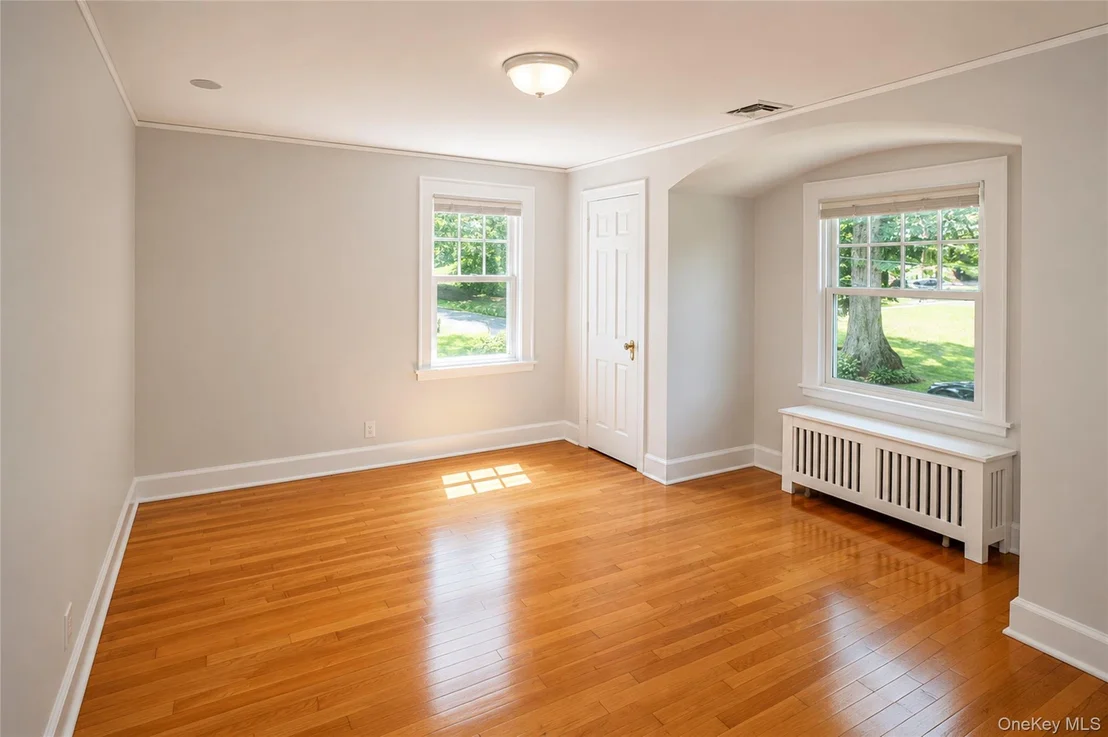 Photo of 190 Douglas Place