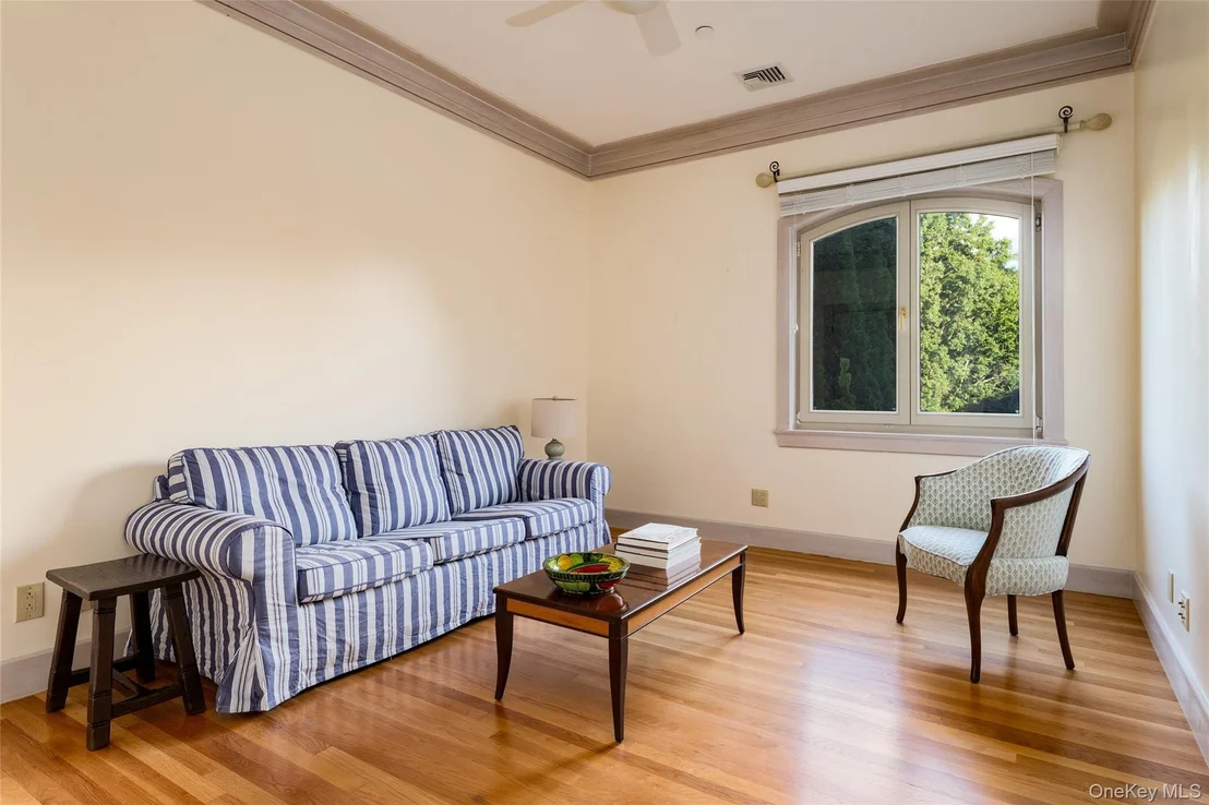Photo of 7 Rockledge Road