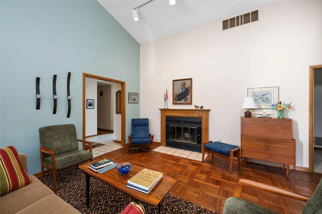 Photo of 23 Stoutenburgh Drive