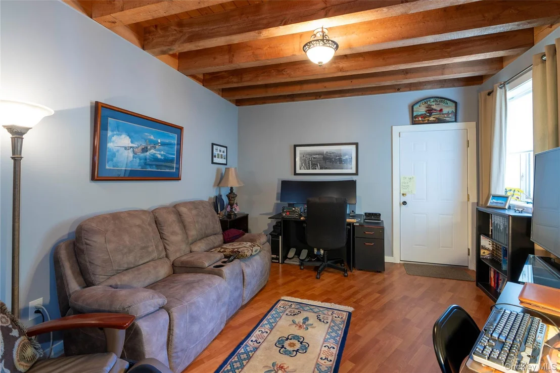 Photo of 115 N Smith Road