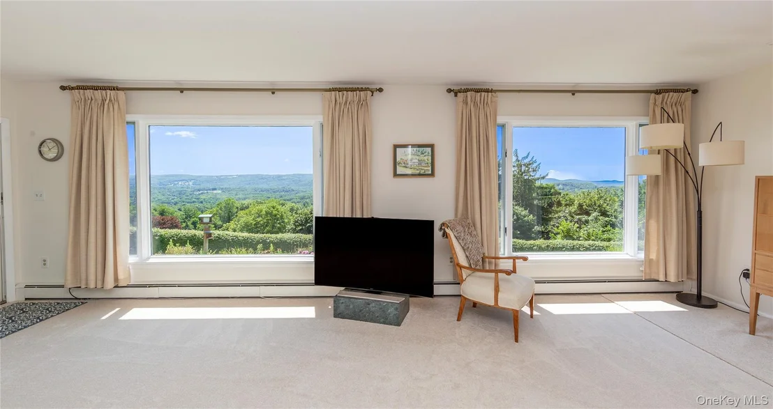 Photo of 21 Overlook Drive