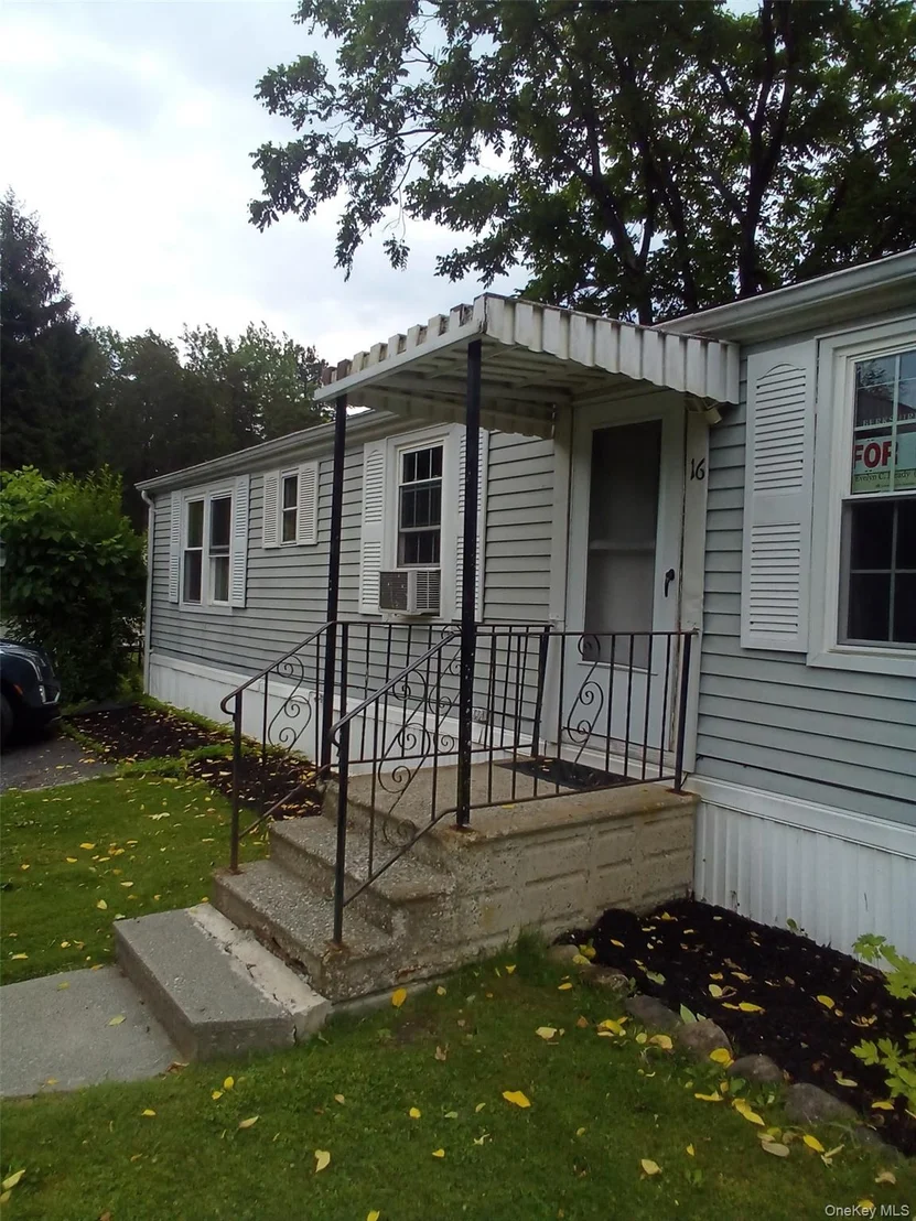 Photo of Unit 16 at 198 Sinpatch Road