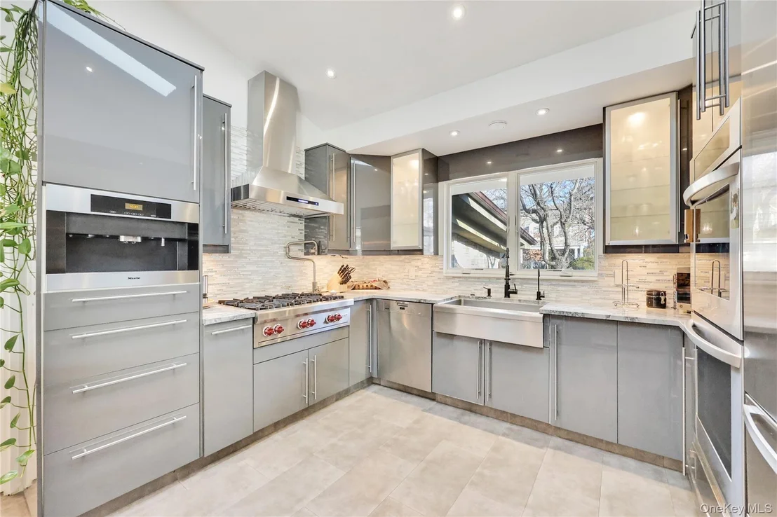 Photo of 41 Erick Avenue