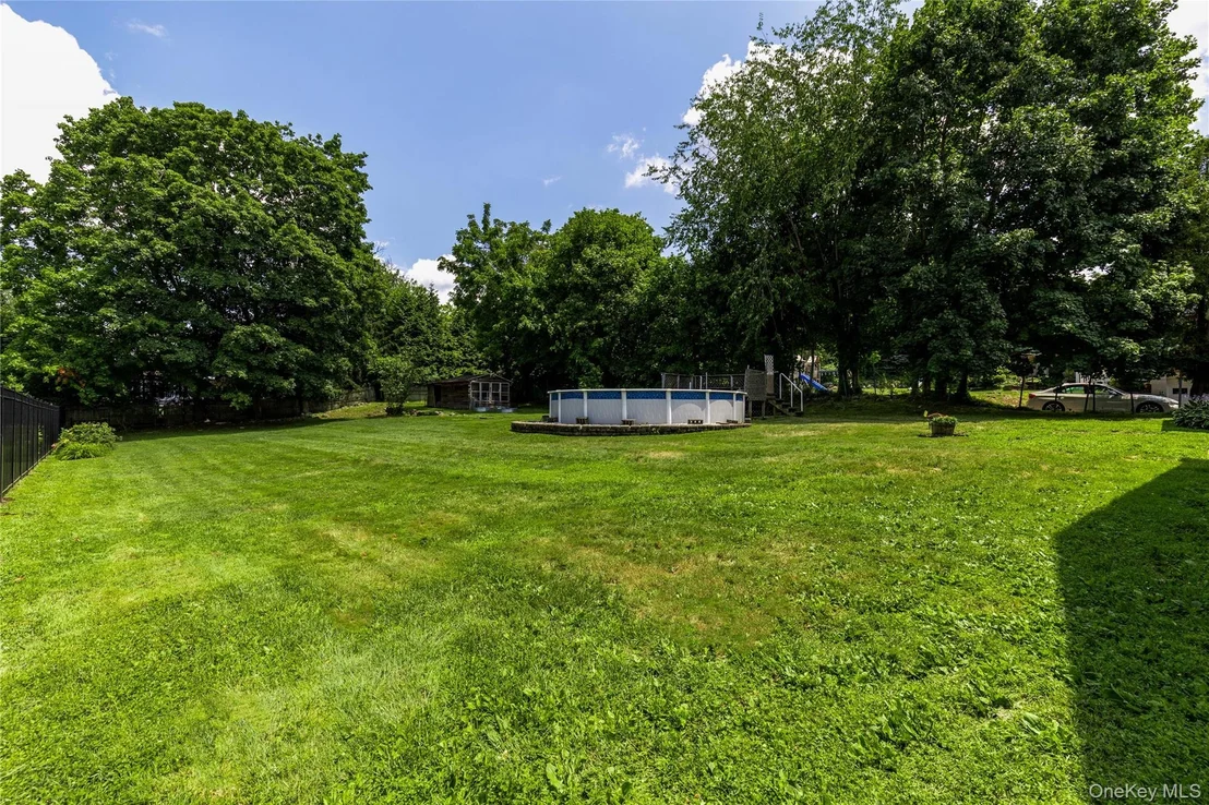 Photo of 116 Bradford Avenue