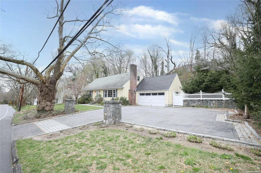 Photo of 75 Underhill Road