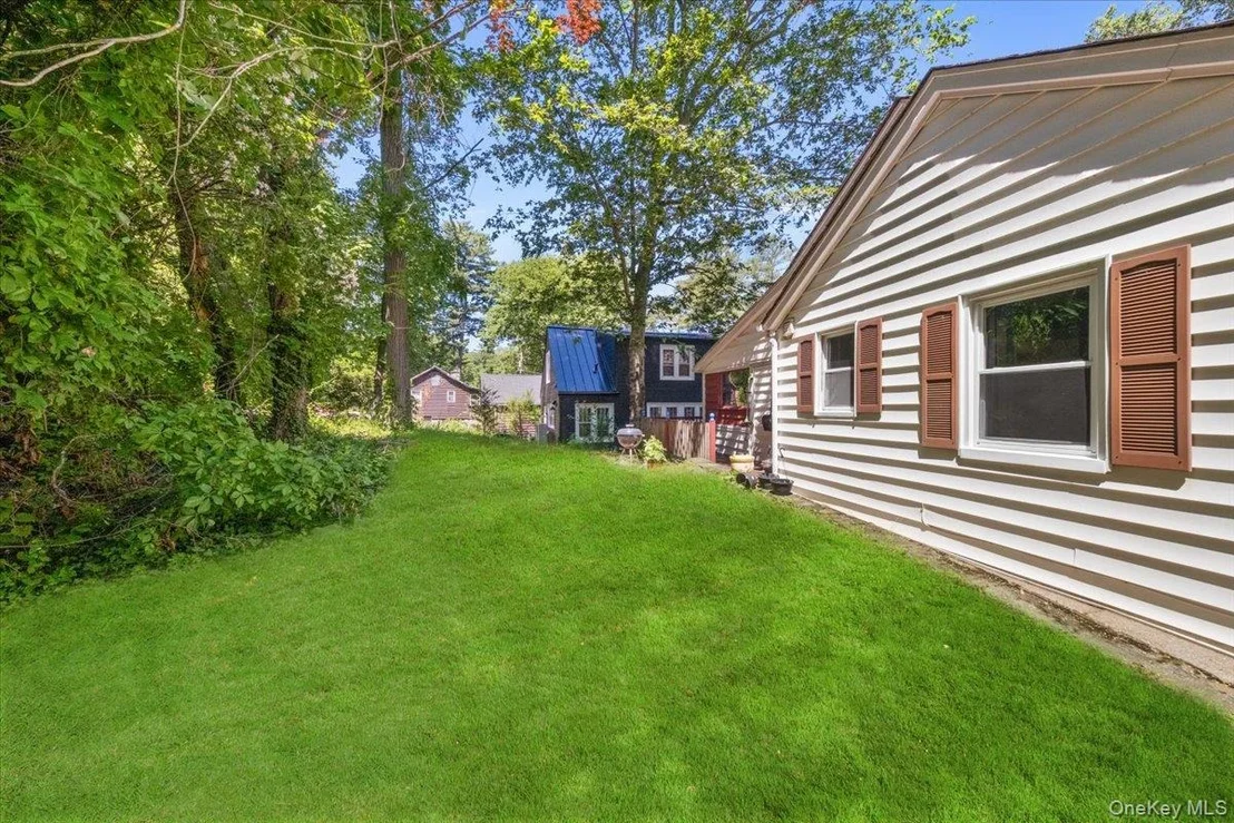 Photo of 184 Lake Drive