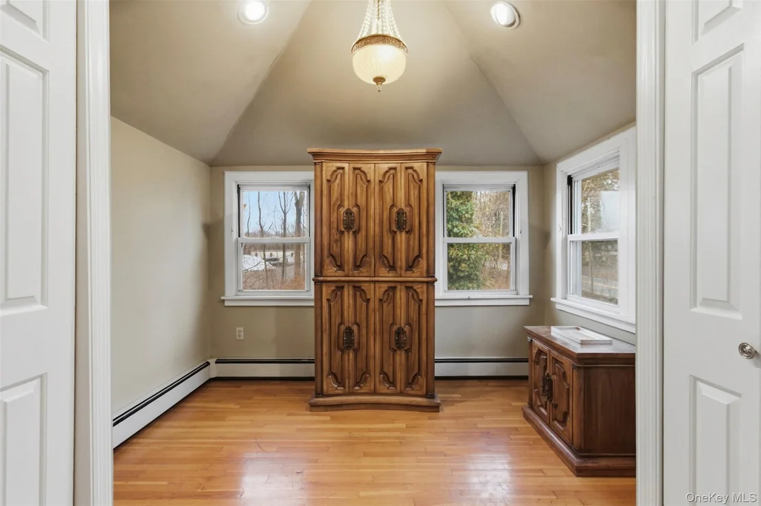Photo of 4443 Purchase Street