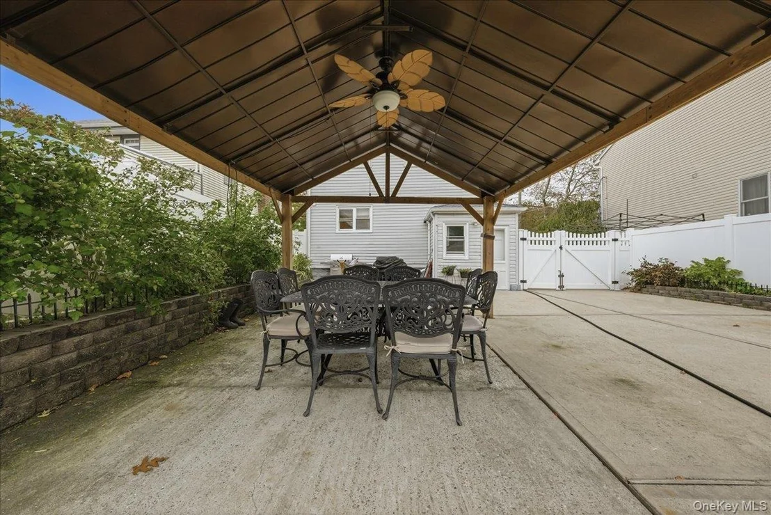Photo of 32 Franklin Avenue