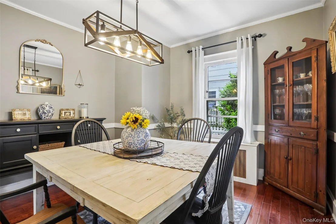 Photo of 75 Chestnut Avenue