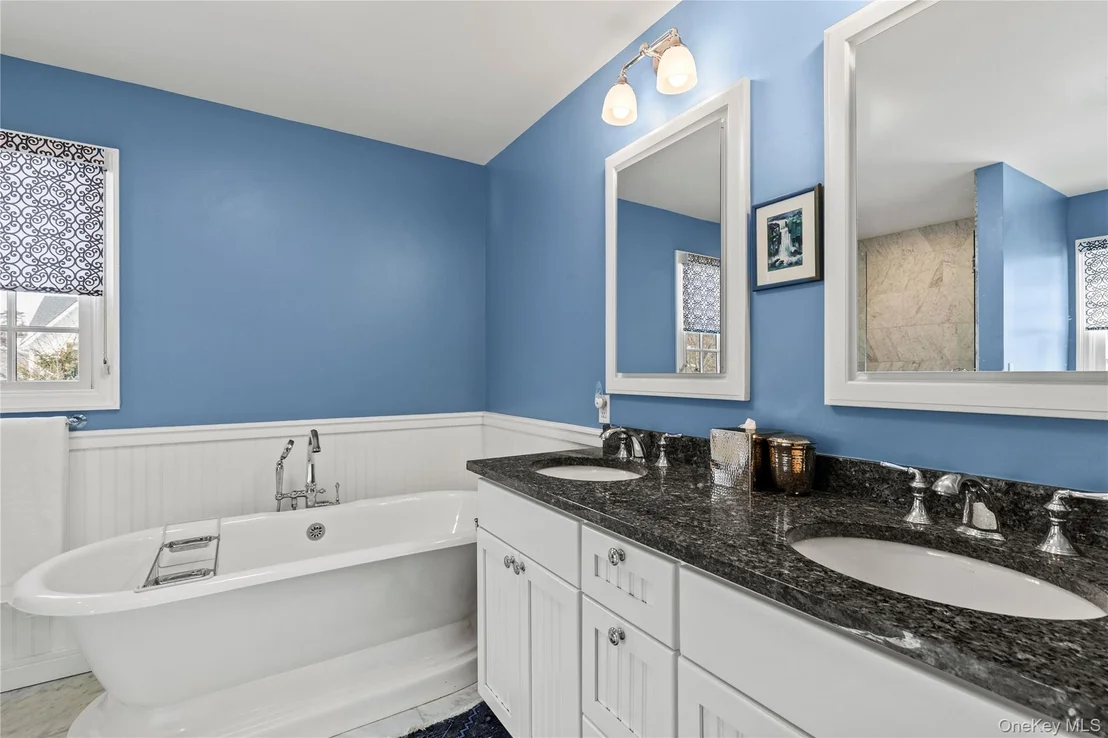 Photo of 69 Brevoort Lane