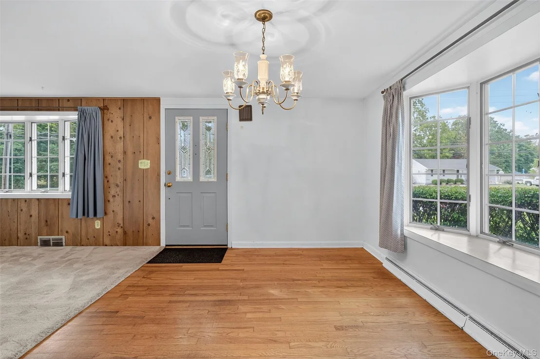 Photo of 33 Windwood Drive